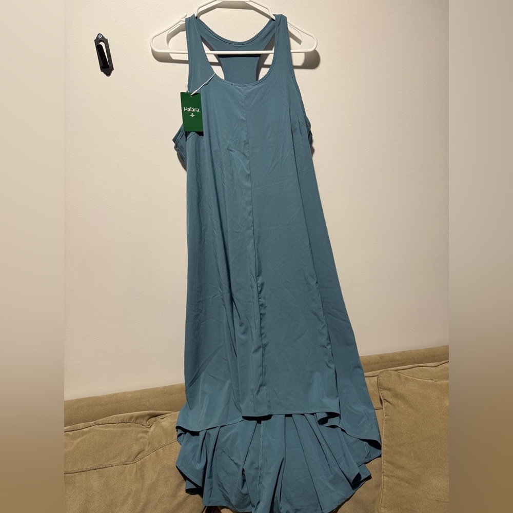 Women’s Medium Halara Backless Racerback Side Pocket Flowy Midi Quick Dry Dress